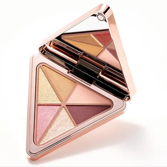 Sephora Other - NIB lys eyeshadow palette